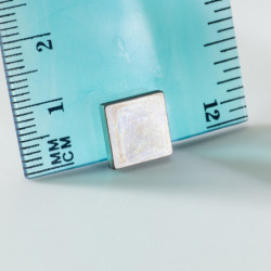 Magnes neodymowy – prostopadłościan 10x10x2 P 180 °C, VMM5UH-N35UH