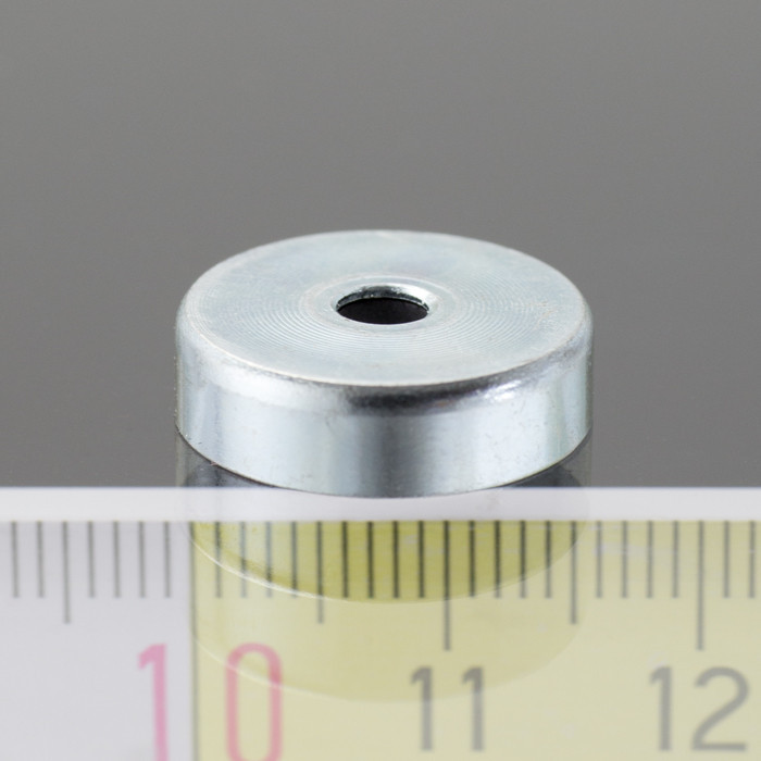Soczewka magnetyczna śr.16 wysokość 4,5 mm z otworem na śruby z łbem stożkowym o śr.3,5