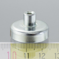 Soczewka magnetyczna śr.25 x wysokość 7 mm z gwintem wewnętrznym M4, długość gwintu 8 mm
