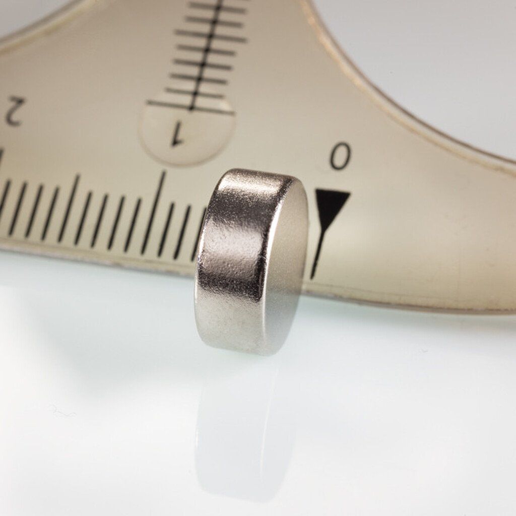 Magnes neodymowy walec średnica 10x4 mm do mocniejszych eksperymentów z monetami